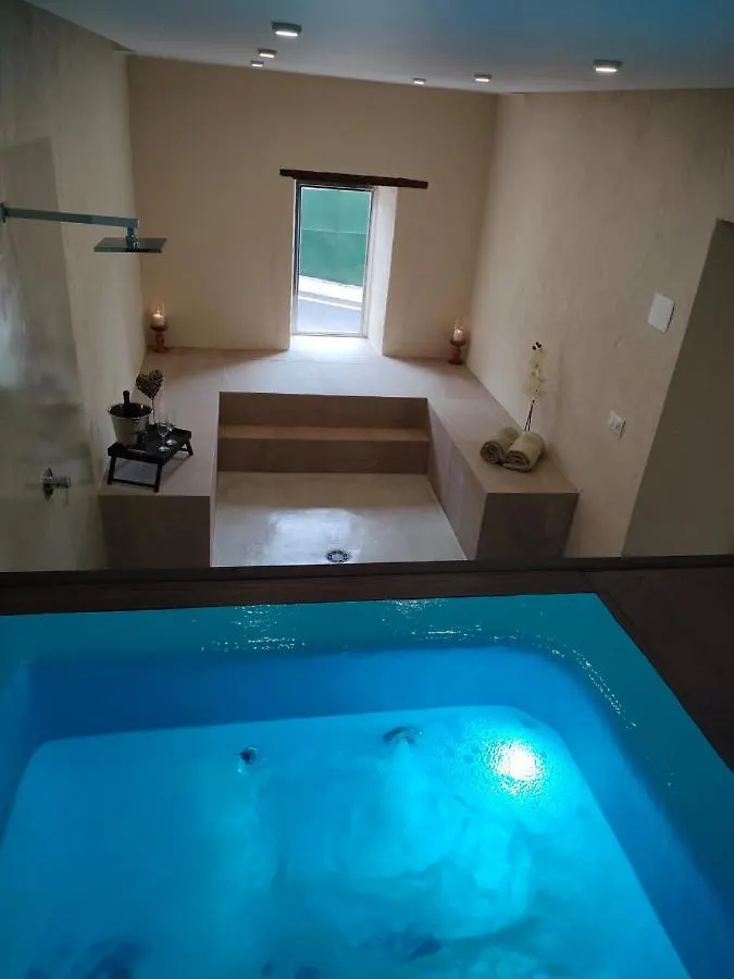 Casa Alberto Santosの連絡先